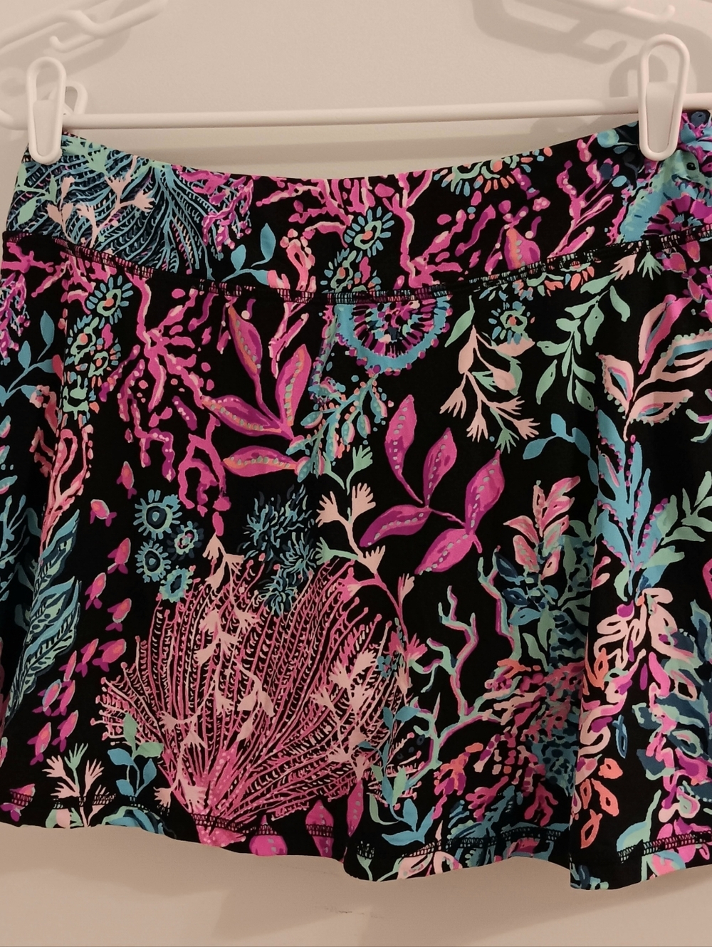 Lilly Pulitzer UPF50+ Luxletic 13" Aila Skort Onyx Twilight Coral M 80s Neon - Picture 7 of 10